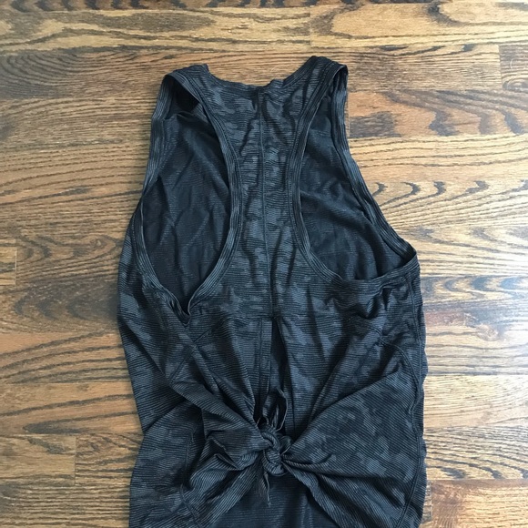 LULULEMON Miles Ahead Tank (Camo) - Picture 7 of 7